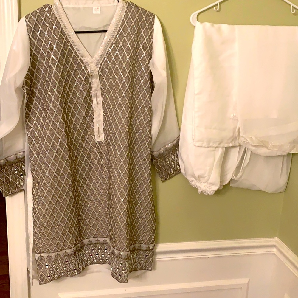 Mirrored chrome and white shalwar kameez suit